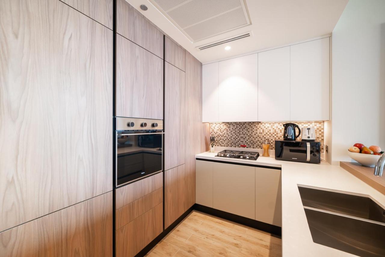 דובאי Luton Vacation Homes - Marina View & Luxury 1Br - Jumeirah Living Marina Gate Tower 3 - 54Ab49Ab36Ab מראה חיצוני תמונה